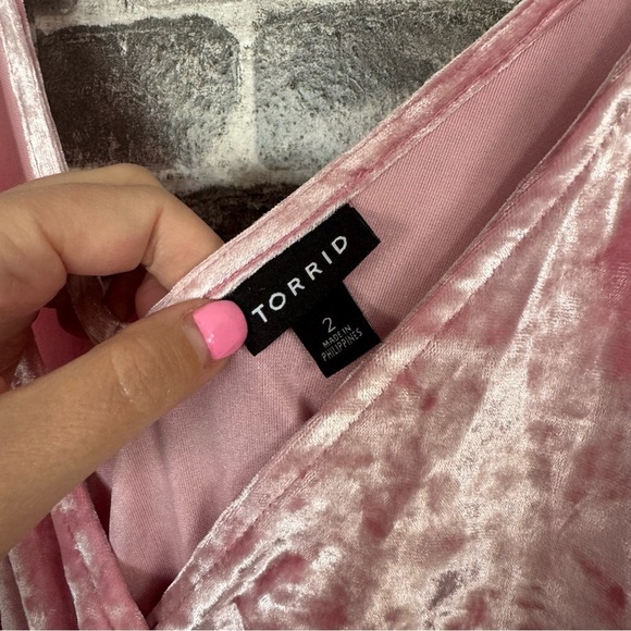 Torrid Velvet Surplice Babydoll Tank top shirt pink - Picture 4 of 12